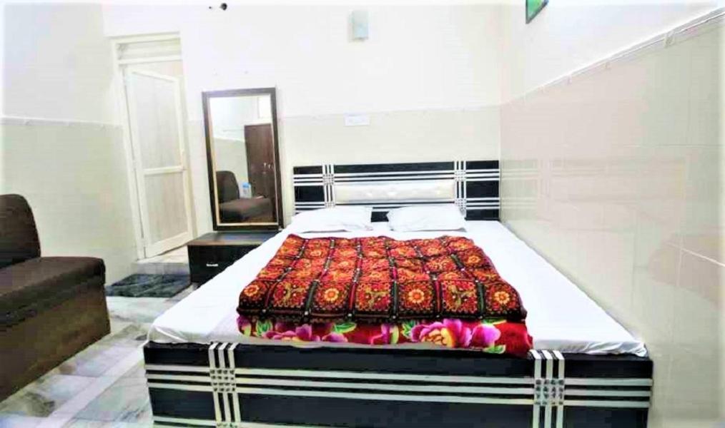 Central Guest House , Walk In Dargah & Markaz New Delhi Ngoại thất bức ảnh