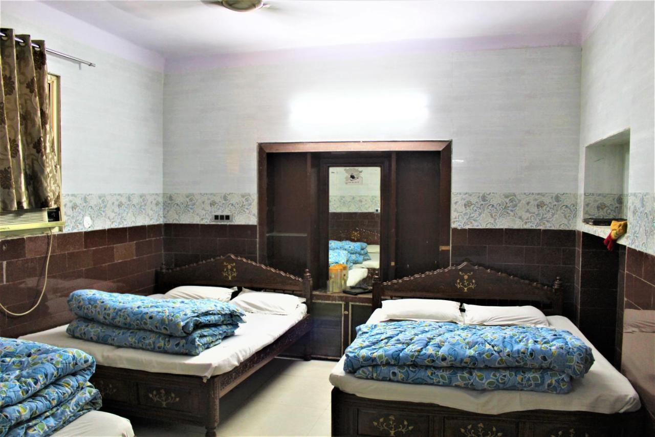 Central Guest House , Walk In Dargah & Markaz New Delhi Ngoại thất bức ảnh