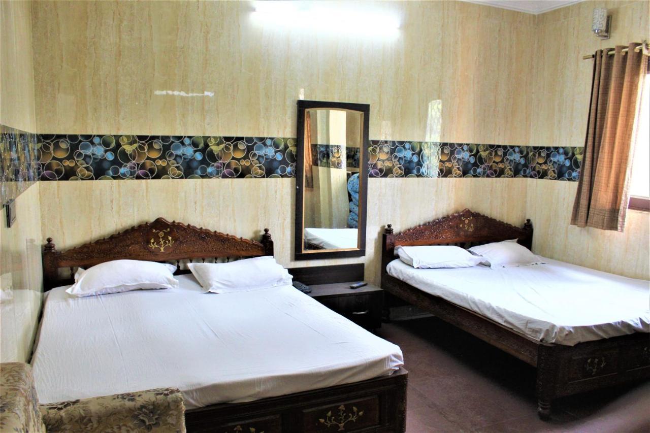 Central Guest House , Walk In Dargah & Markaz New Delhi Ngoại thất bức ảnh